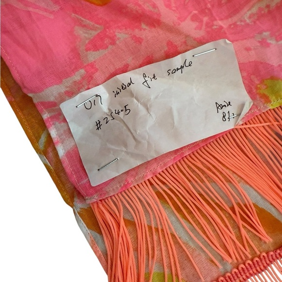 Lilly Pulitzer Tropical Print Fringe Scarf/Sarong – Fit Sample - Picture 3 of 4